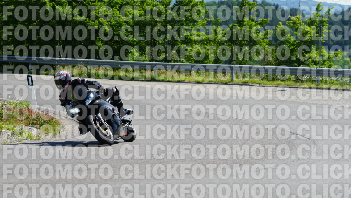 fotomotoclick-viamaggio-14-06-2026-202-09-54