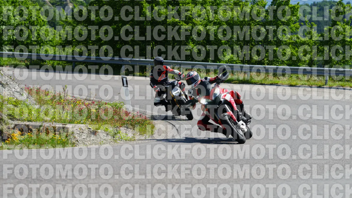 fotomotoclick-viamaggio-14-06-2026-204-09-54