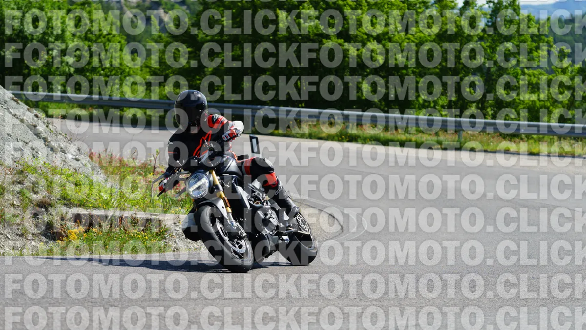 fotomotoclick-viamaggio-14-06-2026-206-09-54