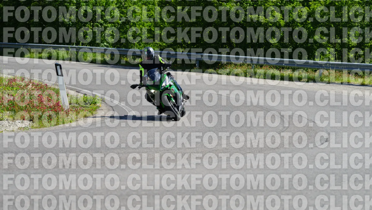fotomotoclick-viamaggio-14-06-2026-213-09-55