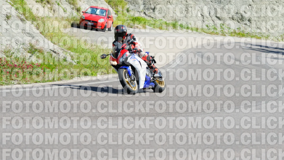 fotomotoclick-viamaggio-14-06-2026-221-09-57
