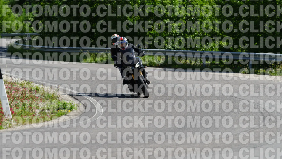 fotomotoclick-viamaggio-14-06-2026-343-10-12