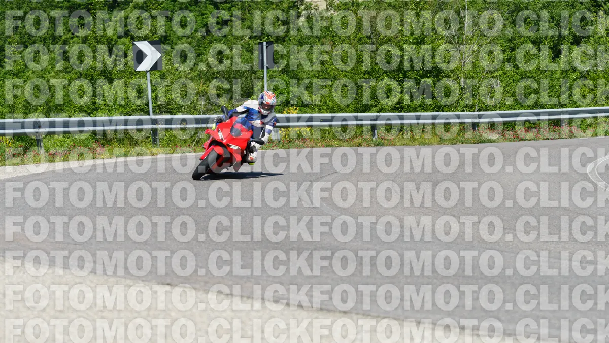 fotomotoclick-viamaggio-14-06-2026-354-10-14
