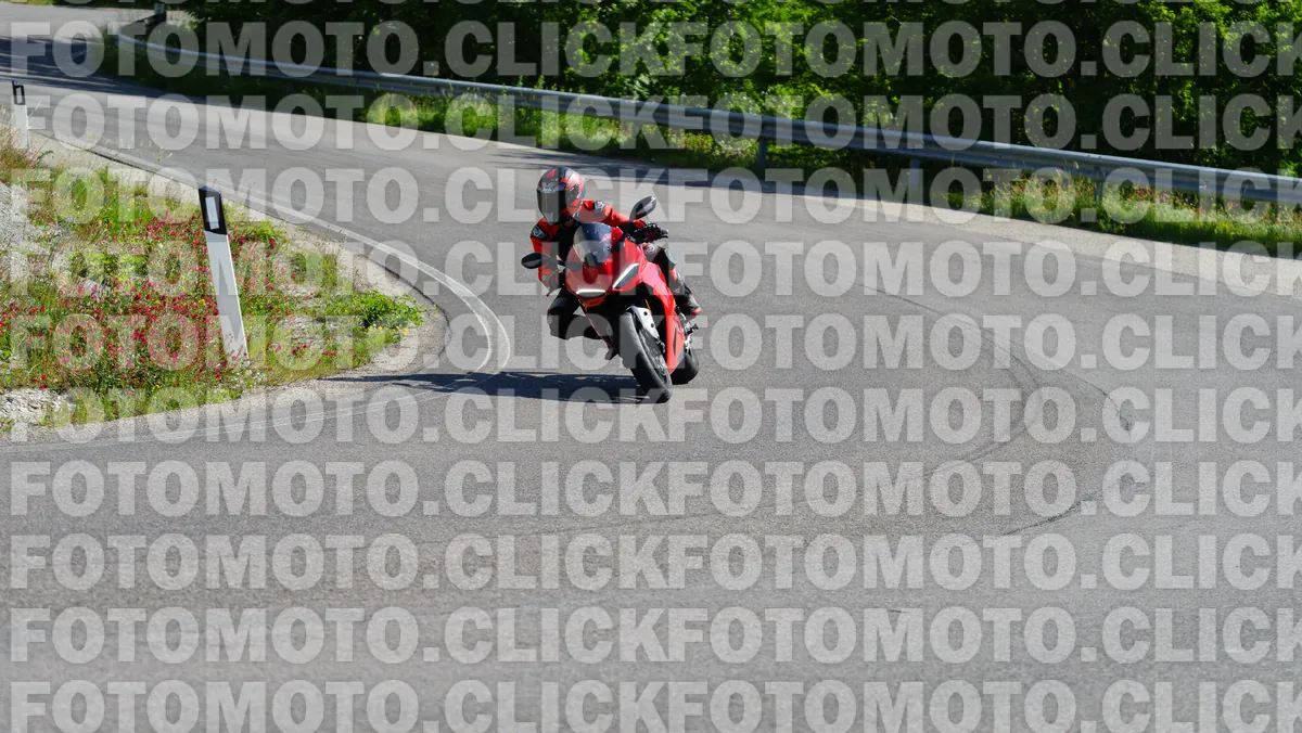 fotomotoclick-viamaggio-14-06-2026-37-09-35