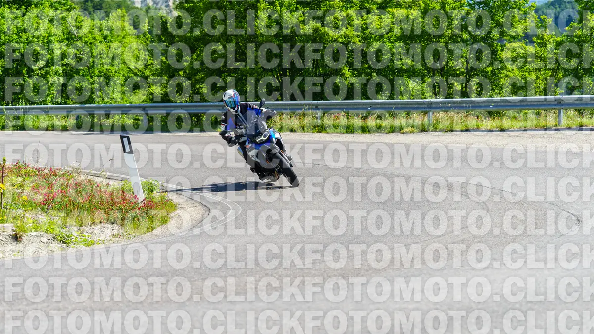 fotomotoclick-viamaggio-14-06-2026-375-10-15