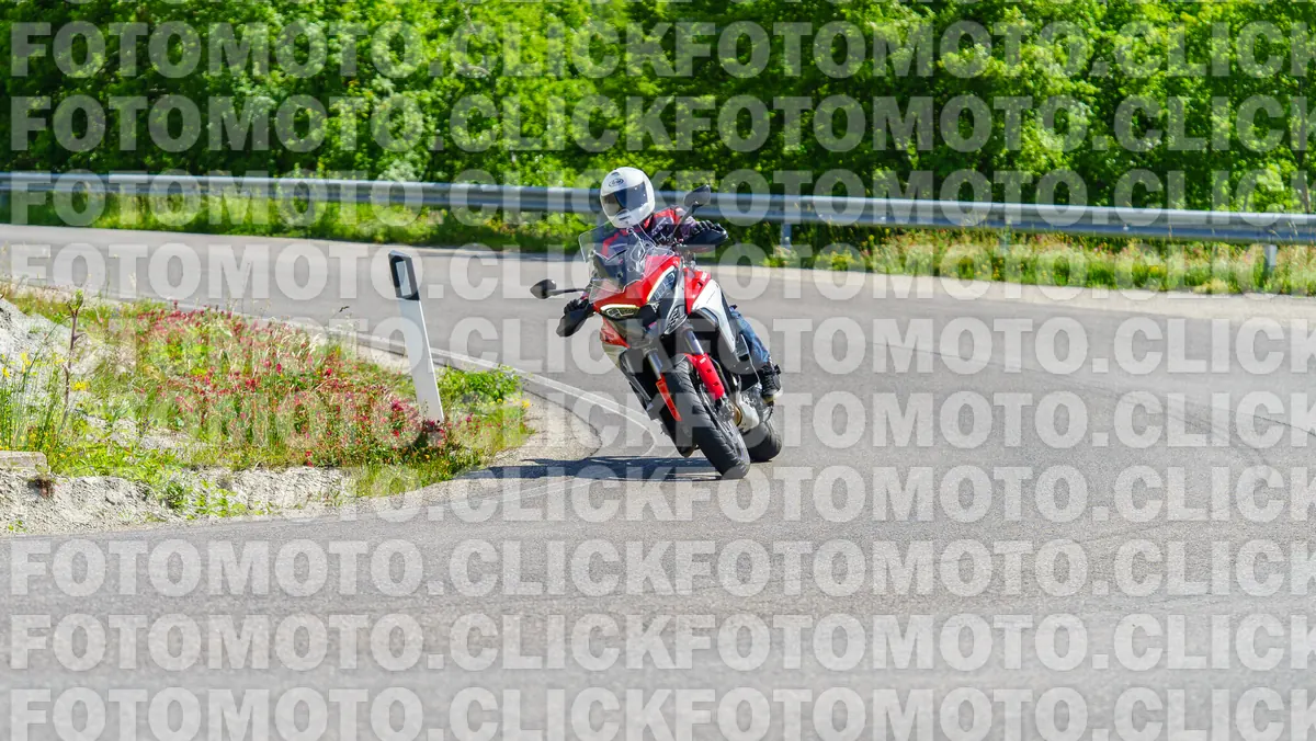 fotomotoclick-viamaggio-14-06-2026-384-10-15