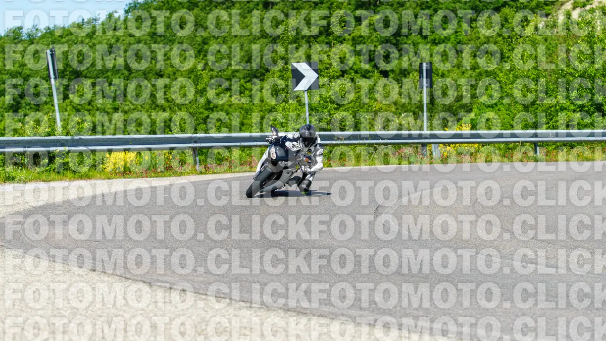 fotomotoclick-viamaggio-14-06-2026-400-10-18