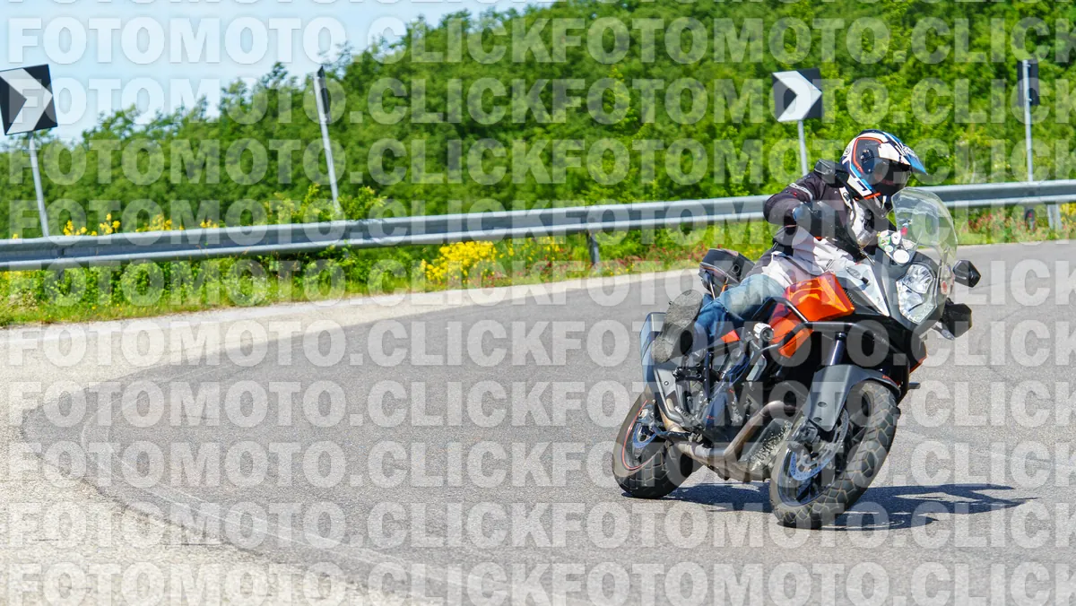 fotomotoclick-viamaggio-14-06-2026-422-10-24