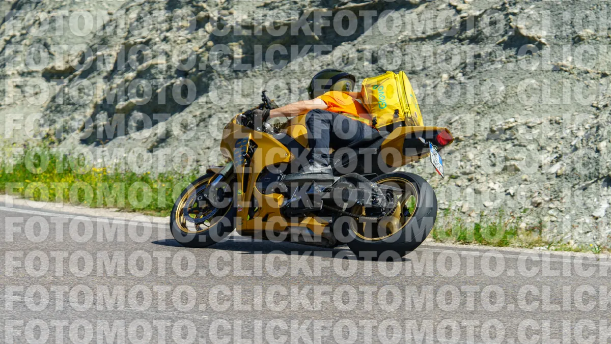 fotomotoclick-viamaggio-14-06-2026-425-10-25