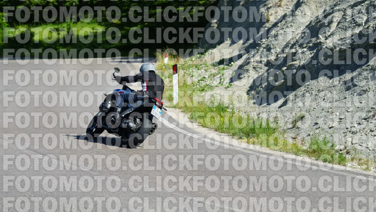 fotomotoclick-viamaggio-14-06-2026-44-09-35