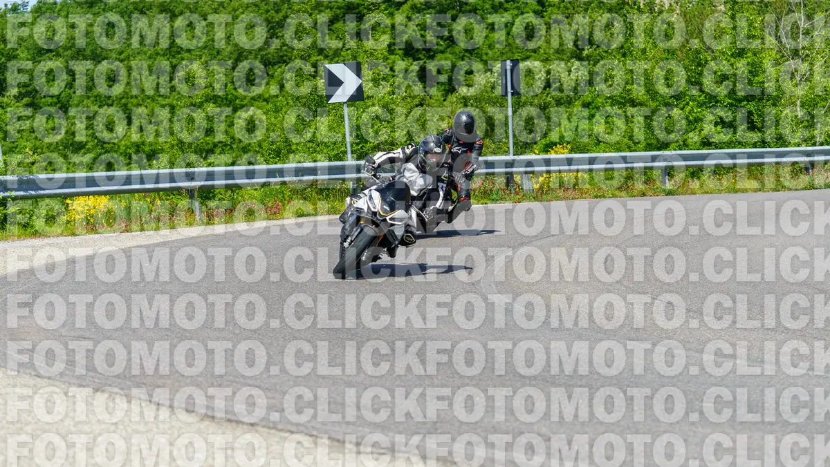 fotomotoclick-viamaggio-14-06-2026-474-10-30