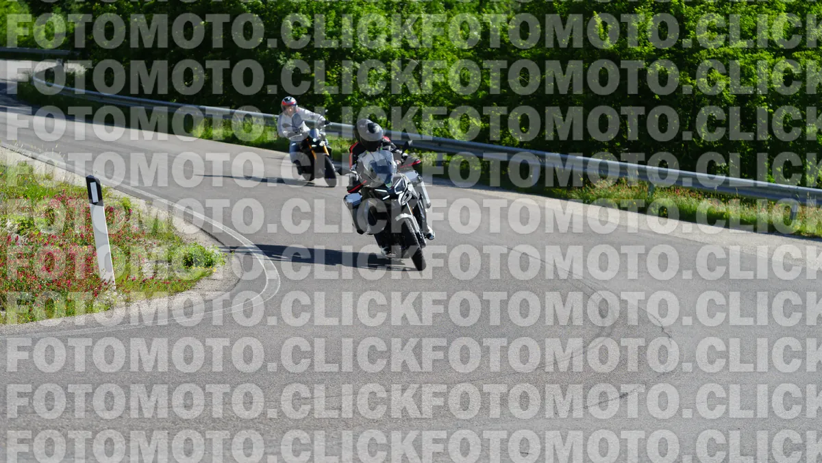 fotomotoclick-viamaggio-14-06-2026-55-09-36