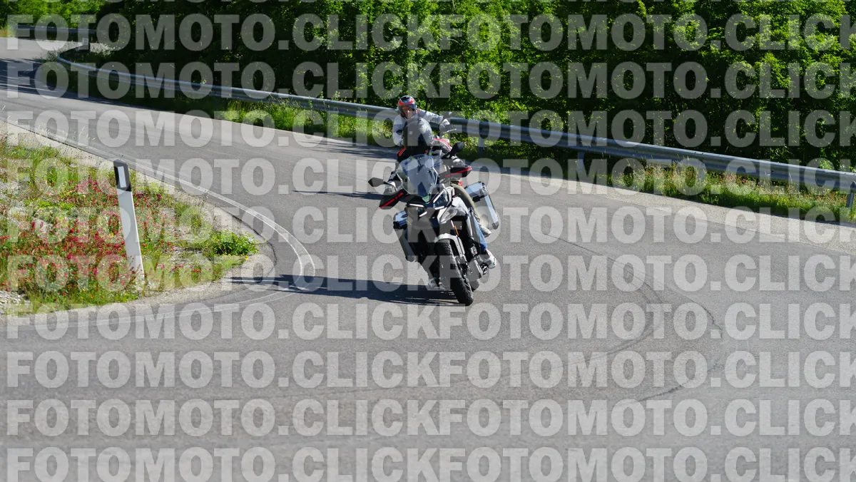 fotomotoclick-viamaggio-14-06-2026-56-09-36