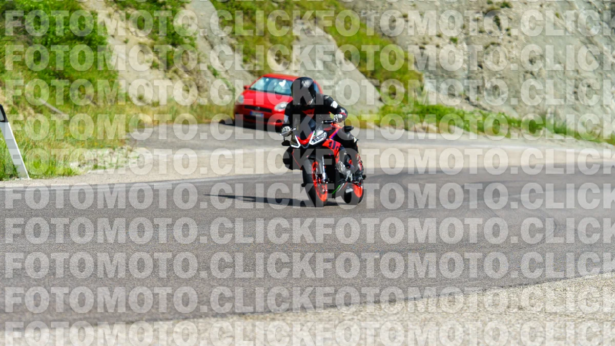 fotomotoclick-viamaggio-14-06-2026-572-10-44