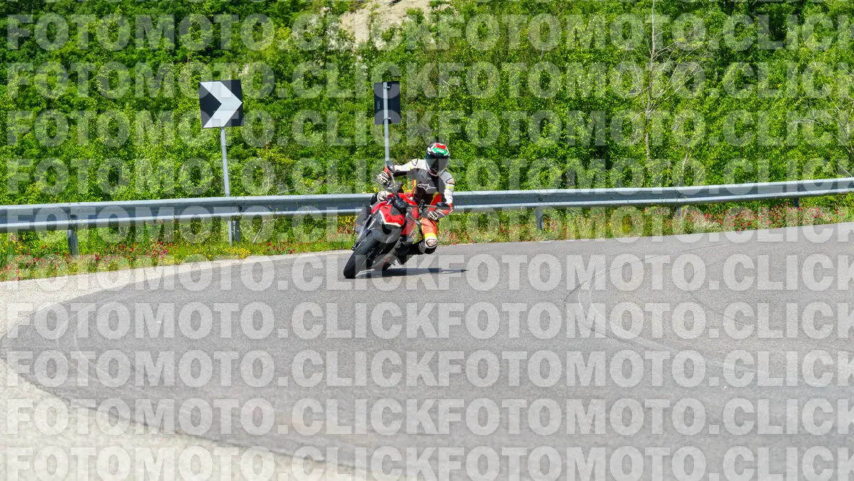 fotomotoclick-viamaggio-14-06-2026-657-10-56