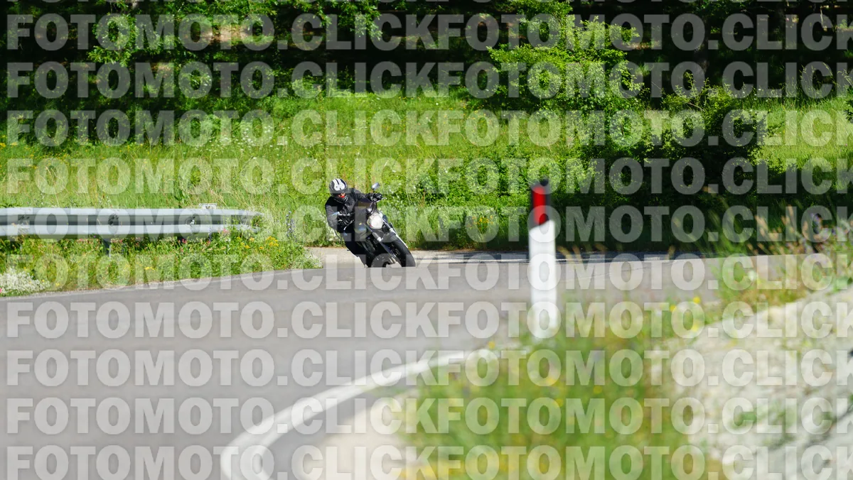 fotomotoclick-viamaggio-14-06-2026-68-09-37