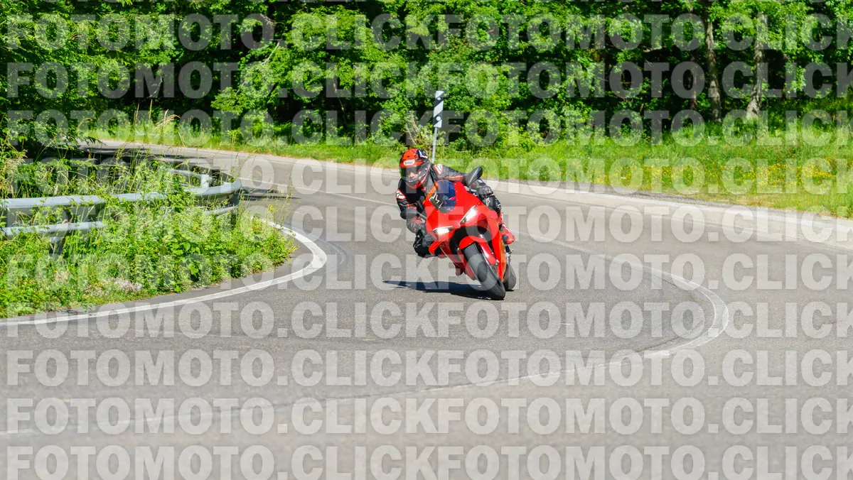 fotomotoclick-viamaggio-14-06-2026-7-09-31