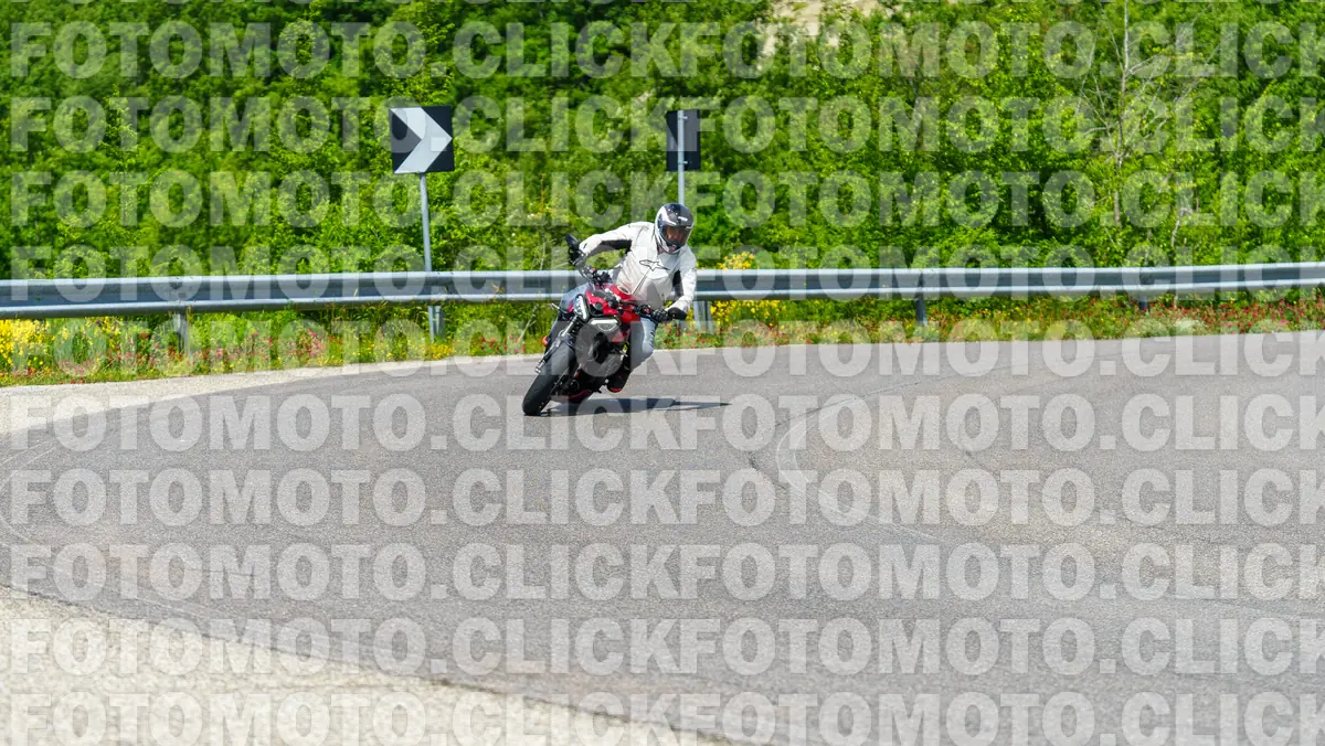 fotomotoclick-viamaggio-14-06-2026-720-11-02