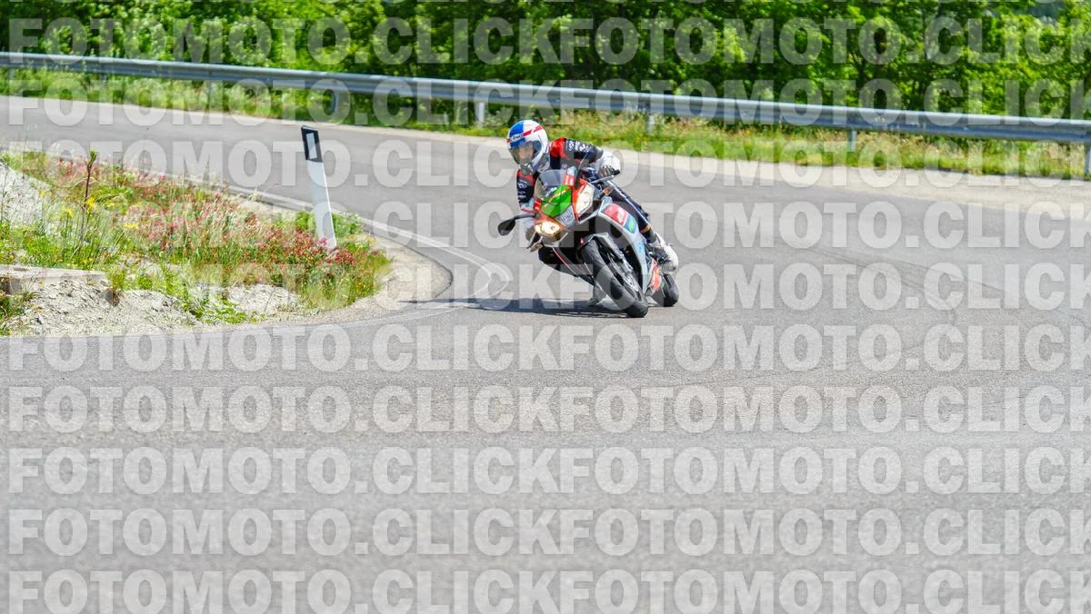 fotomotoclick-viamaggio-14-06-2026-810-11-14