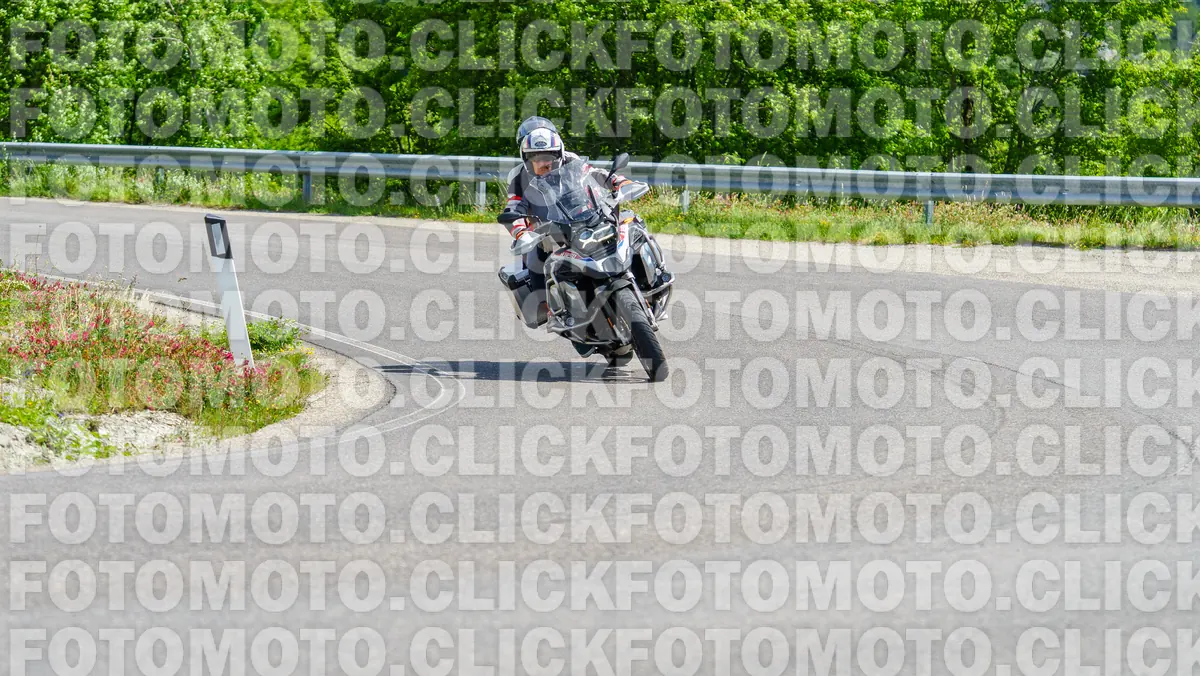 fotomotoclick-viamaggio-14-06-2026-813-11-15