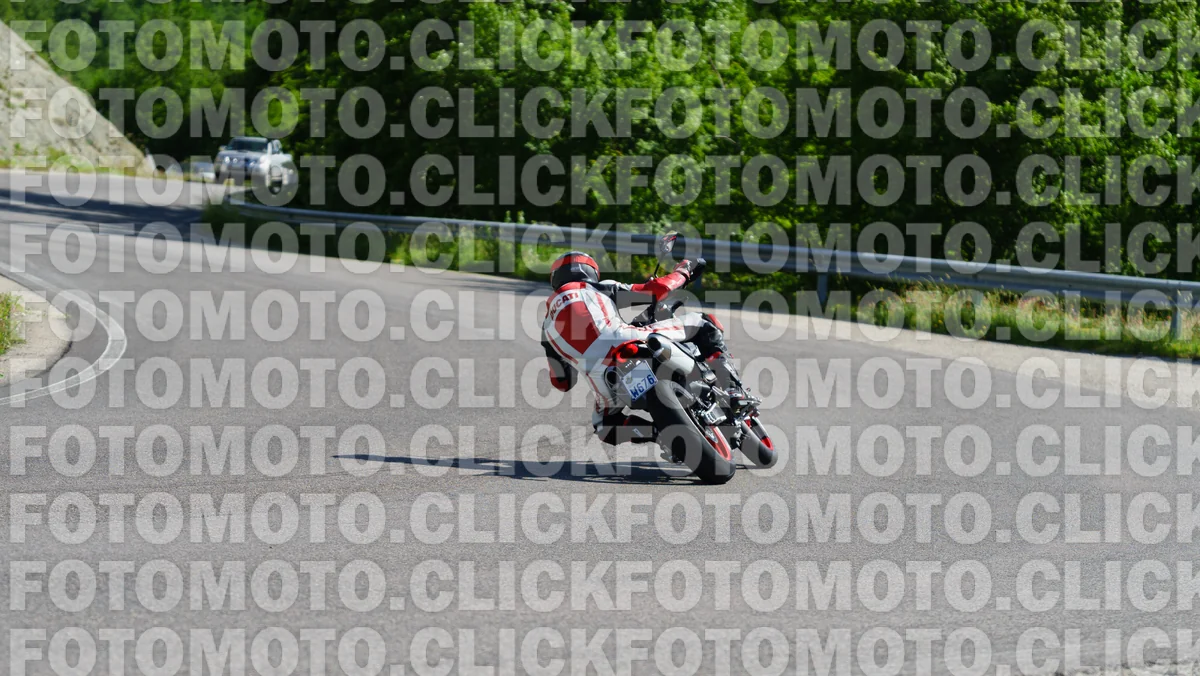 fotomotoclick-viamaggio-14-06-2026-82-09-38