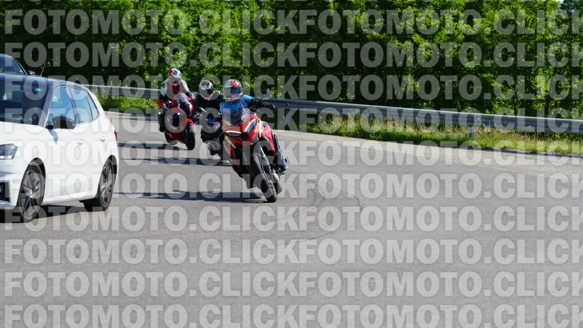 fotomotoclick-viamaggio-14-06-2026-83-09-38