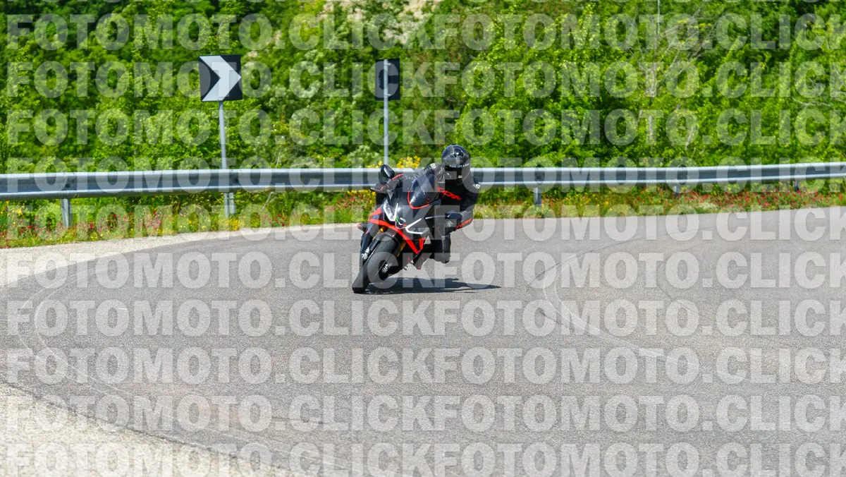 fotomotoclick-viamaggio-14-06-2026-867-11-28