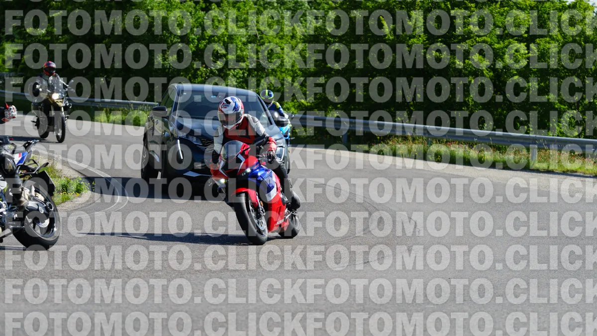 fotomotoclick-viamaggio-14-06-2026-87-09-38