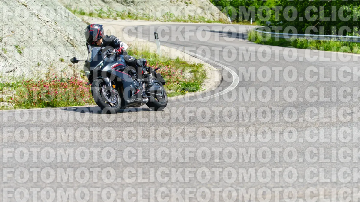 fotomotoclick-viamaggio-14-06-2026-908-11-33