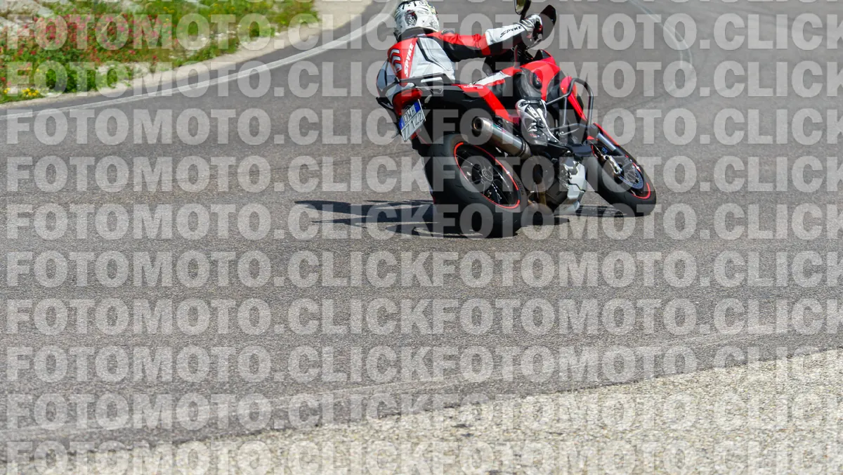 fotomotoclick-viamaggio-14-06-2026-964-11-42