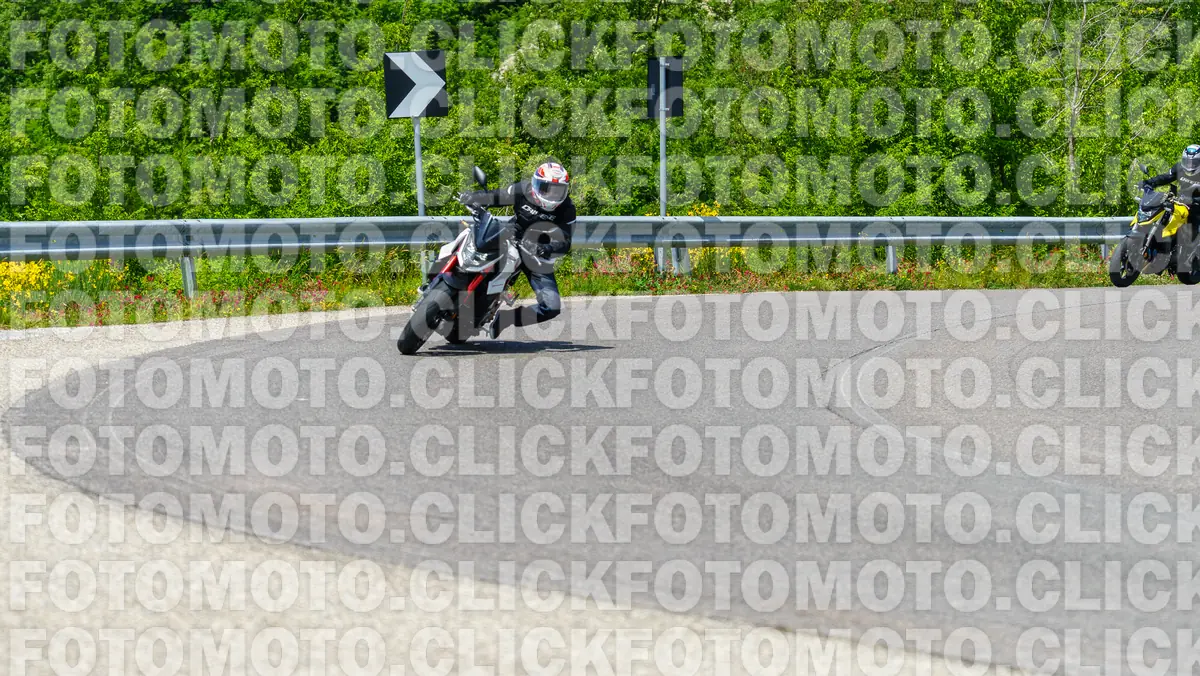 fotomotoclick-viamaggio-14-06-2026-969-11-43